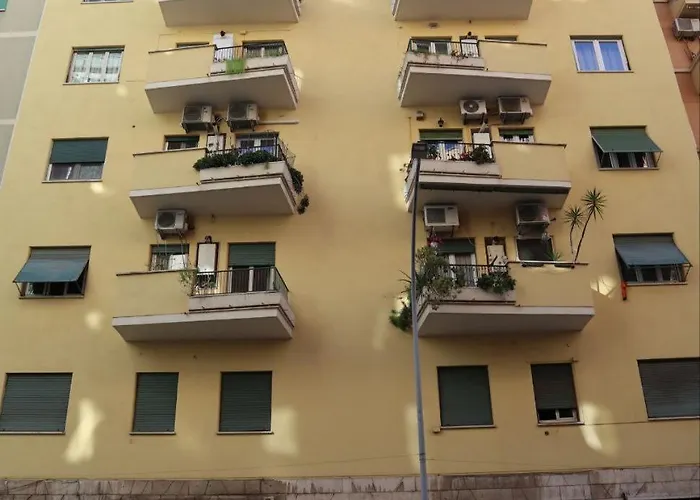 Apartment Sara's - Modern Near Metro, Perfect For Families And Groups In Rome