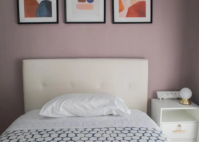 Apartment Sara's - Modern Near Metro, Perfect For Families And Groups In