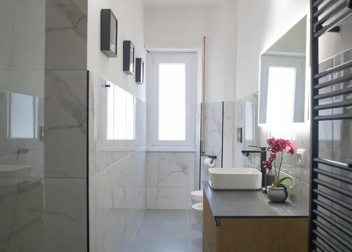 Apartment Sara's - Modern Near Metro, Perfect For Families And Groups In *
