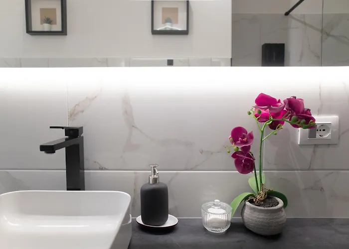 Apartment Sara's - Modern Near Metro, Perfect For Families And Groups In Rome
