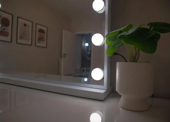 Sara's - Modern Near Metro, Perfect For Families And Groups In Apartment Rome