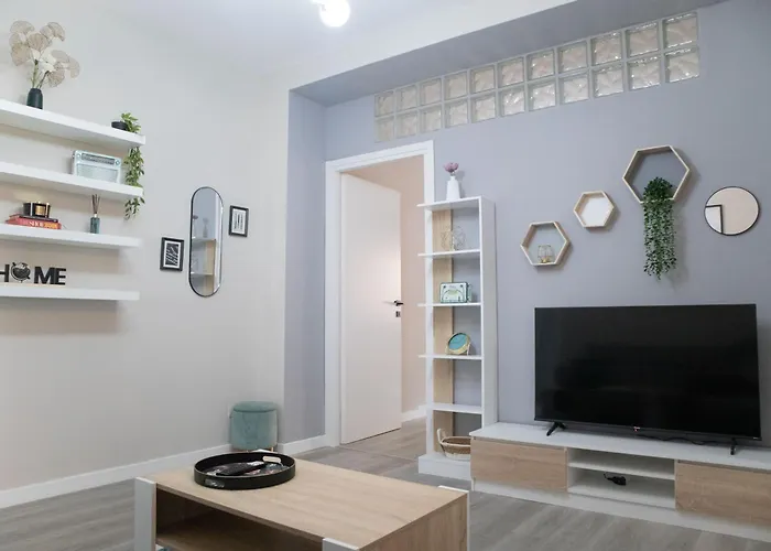 Apartment Sara's - Modern Near Metro, Perfect For Families And Groups In Rome
